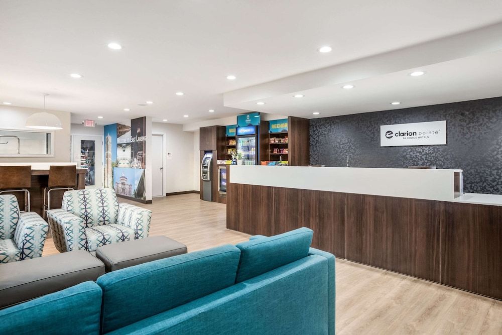 Clarion Pointe East Lansing University Area 3