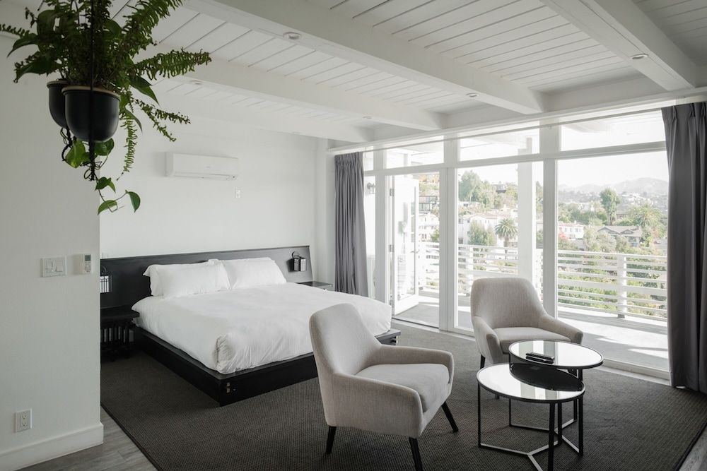 Hollywood Hills Hotel 2