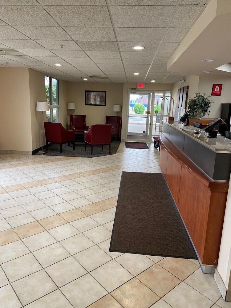 Red Roof Inn Sandusky - Milan 2