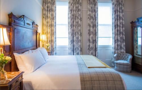 The Falcon Hotel 3