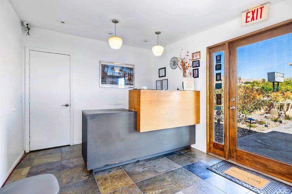 Lido Palms Resort and Spa (Adults Only) 3