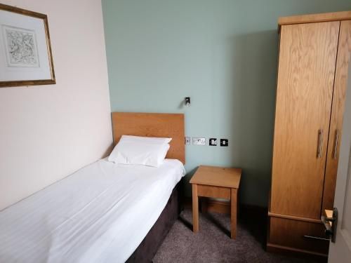 The Queensgate Hotel 2