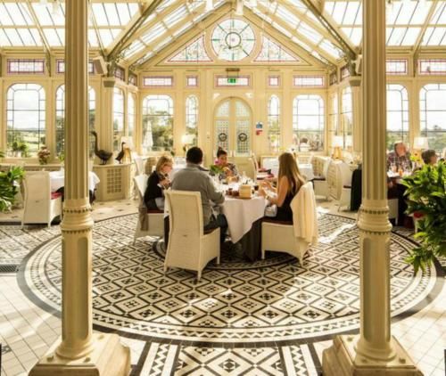 Kilworth House Hotel and Theatre 2