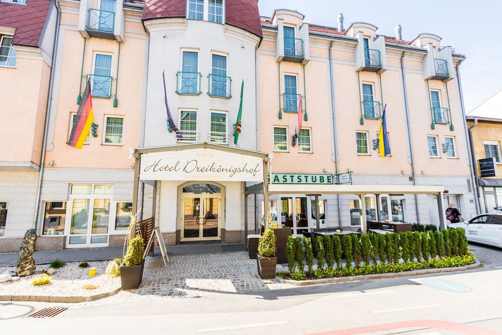 Familie Hopfeld - Hotel Dreikönigshof 4 estrelas em Stockerau