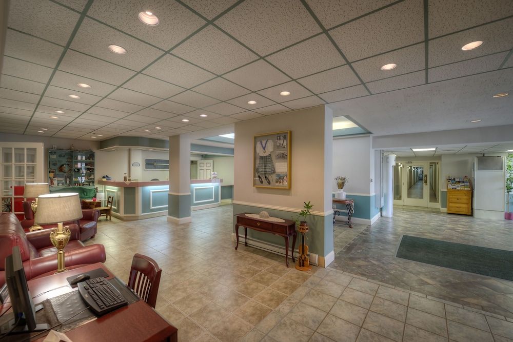 Claymore inn & Suites 2