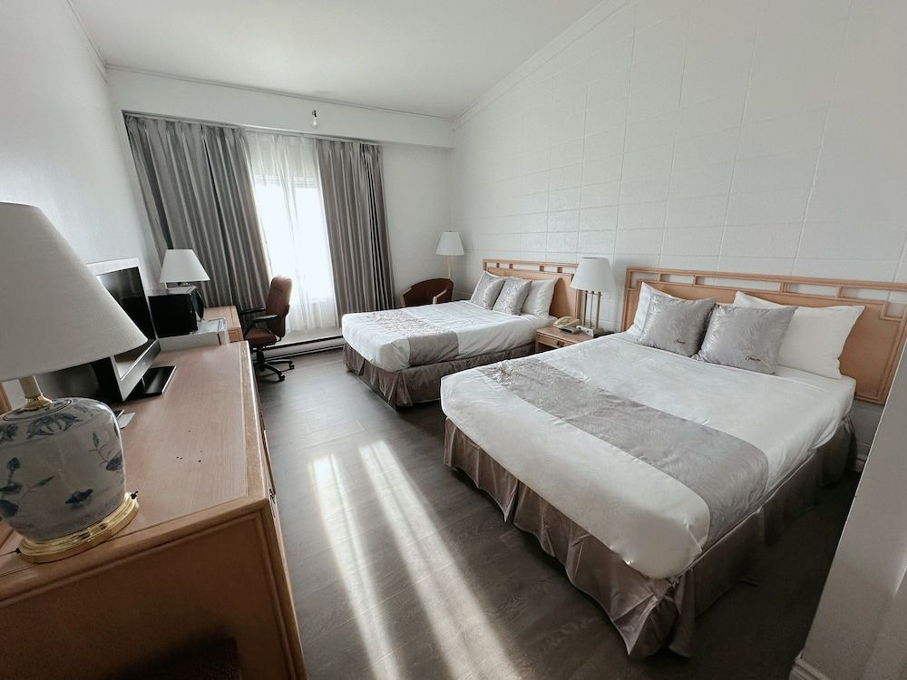 Hotel La Caravelle 2 estrelas em Baie-Comeau