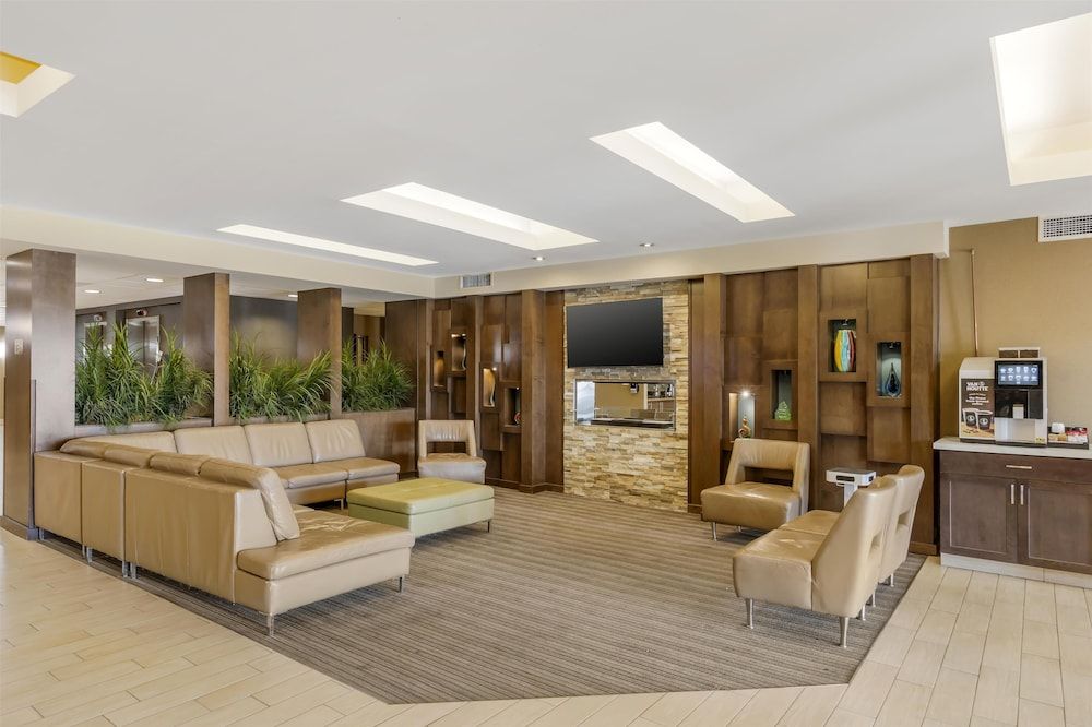 Best Western Plus Winnipeg West 3