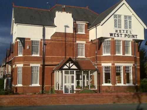 West Point Hotel Bed and Breakfast 2 estrelas em Colwyn Bay