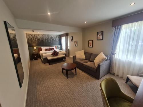 Blue Bell Lodge Hotel 3