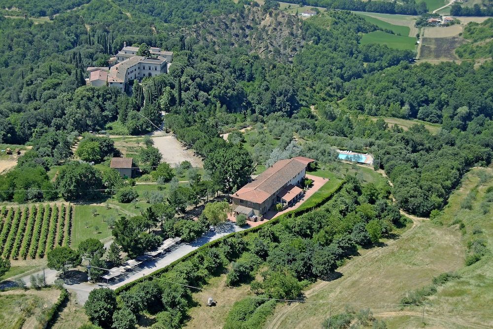 Agriturismo Antico Borgo Poggitazzi