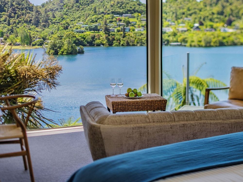 Solitaire Lodge 2