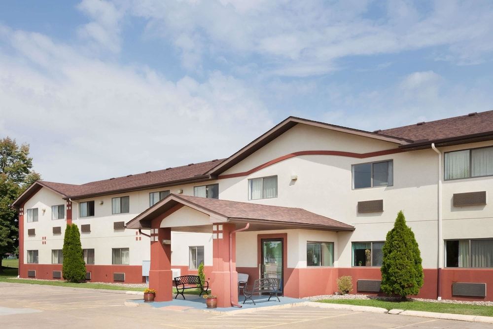 Super 8 by Wyndham Washington/Peoria Area -1 estrellas en Peoria