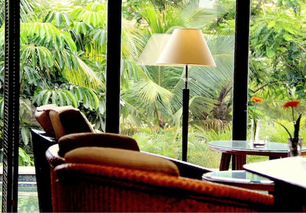 Richwood Garden Hotel 3