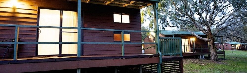 Lakes And Craters Holiday Park 2