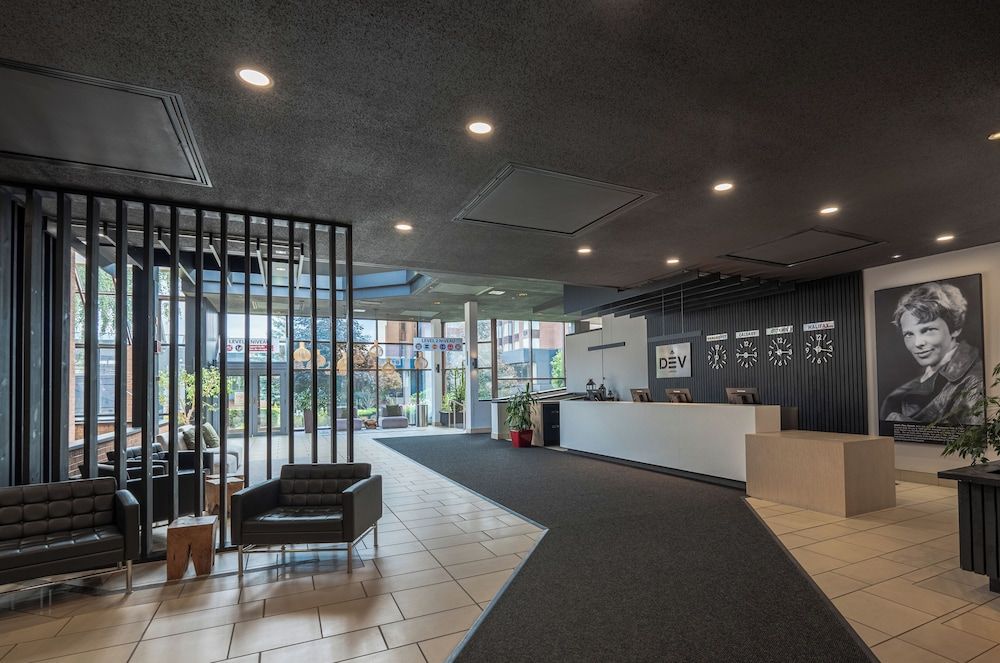 Dev Hotel and Conference Centre 3