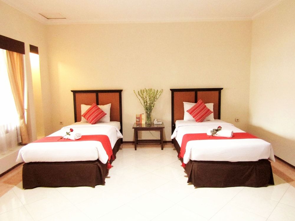 Hotel Pelangi Malang 2