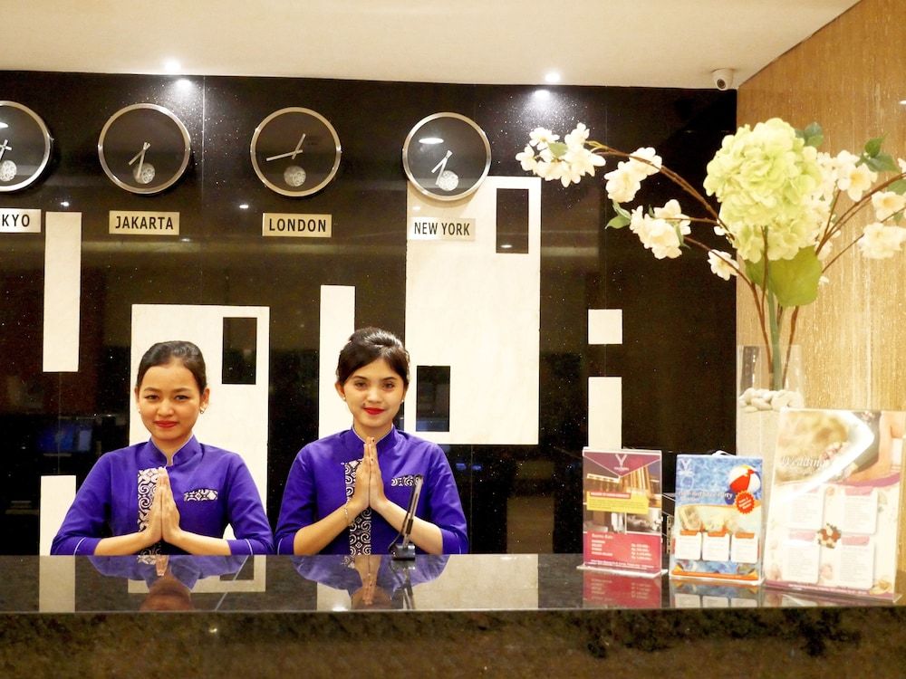 Hotel Yasmin Karawaci 2