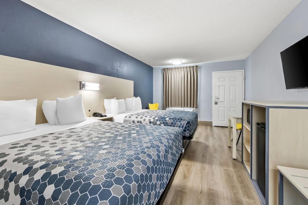 Econo Lodge Inn & Suites Cayce I-26 Airport 2 estrellas en Columbia