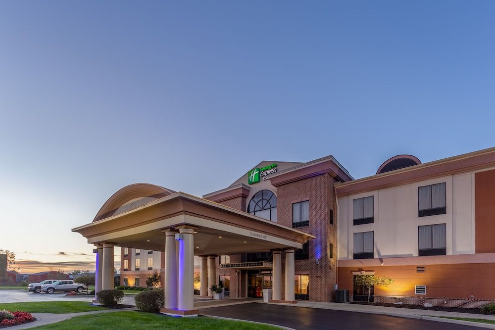 Holiday Inn Express Hotel & Suites Bowling Green by IHG 2 estrellas en Toledo