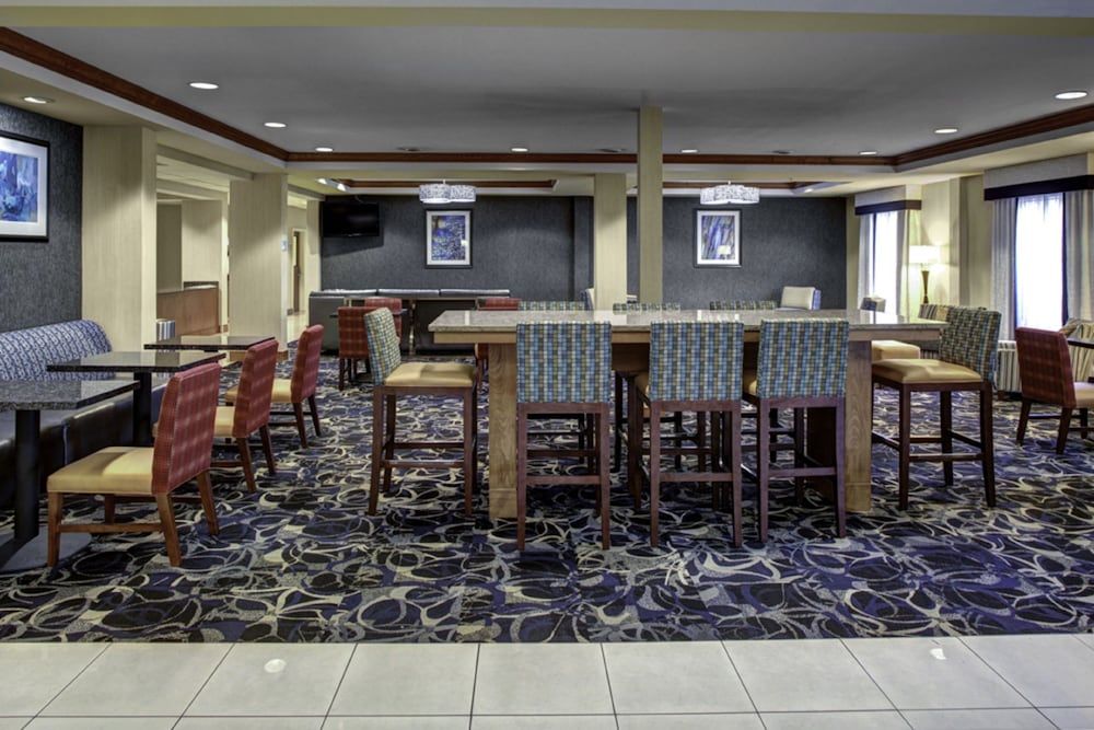 Holiday Inn Express Hotel & Suites Richmond North Ashland by IHG 2