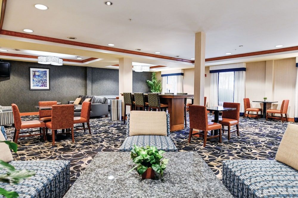 Holiday Inn Express Hotel & Suites Richmond North Ashland by IHG 3