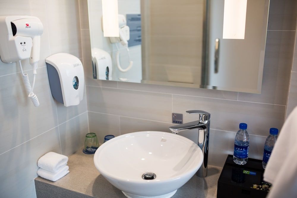 Holiday Inn Express Emei Mountain by IHG 2