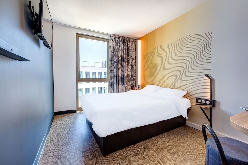 B&B HOTEL Paris Sud Châtenay Malabry 3 estrelas em Fontainebleau