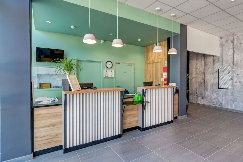 B&B HOTEL Paris Sud Châtenay Malabry 2