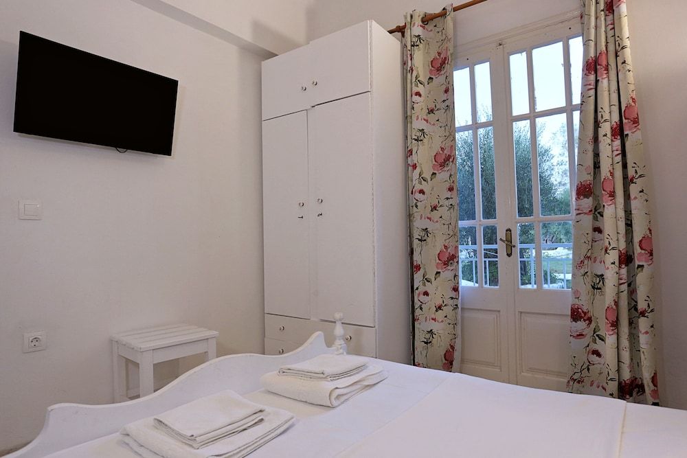 Alykes Family Resort 3