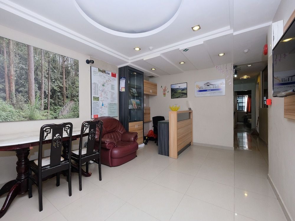 OYO 1153 Heaven Hill Hotel 1 2