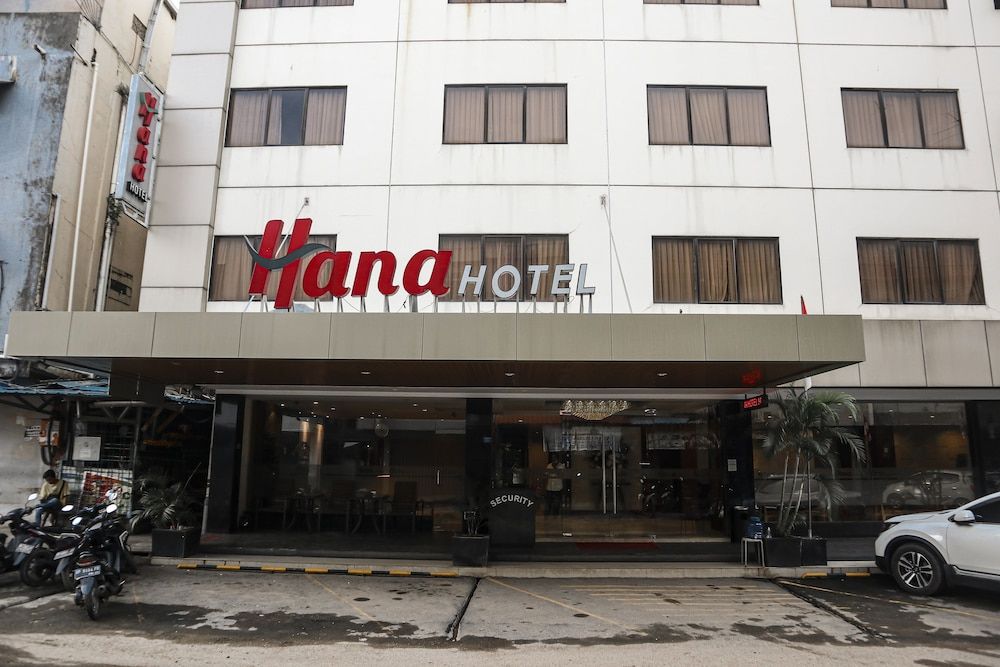 Hana Hotel 1