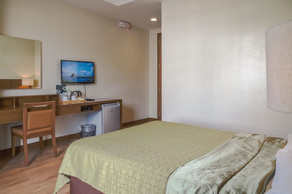 Mansion Garden Hotel 3