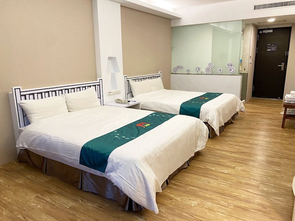 Monster Village Hotel 3 estrelas em Lugu