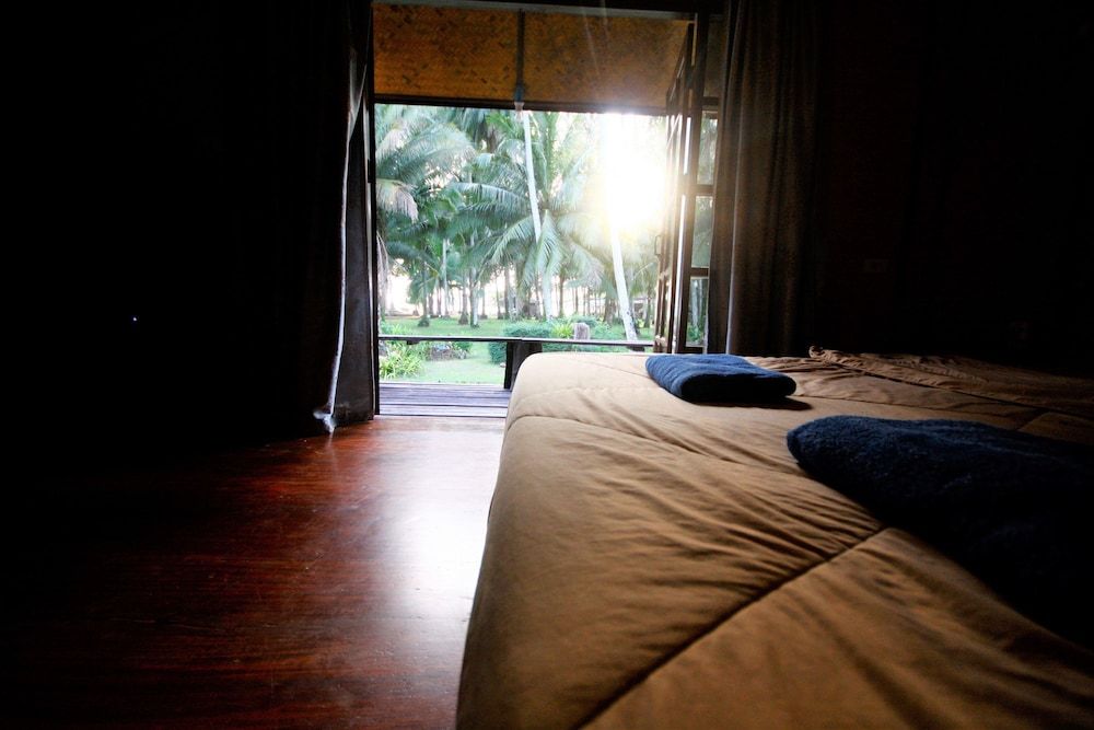 Koh Kood Neverland Beach Resort 2