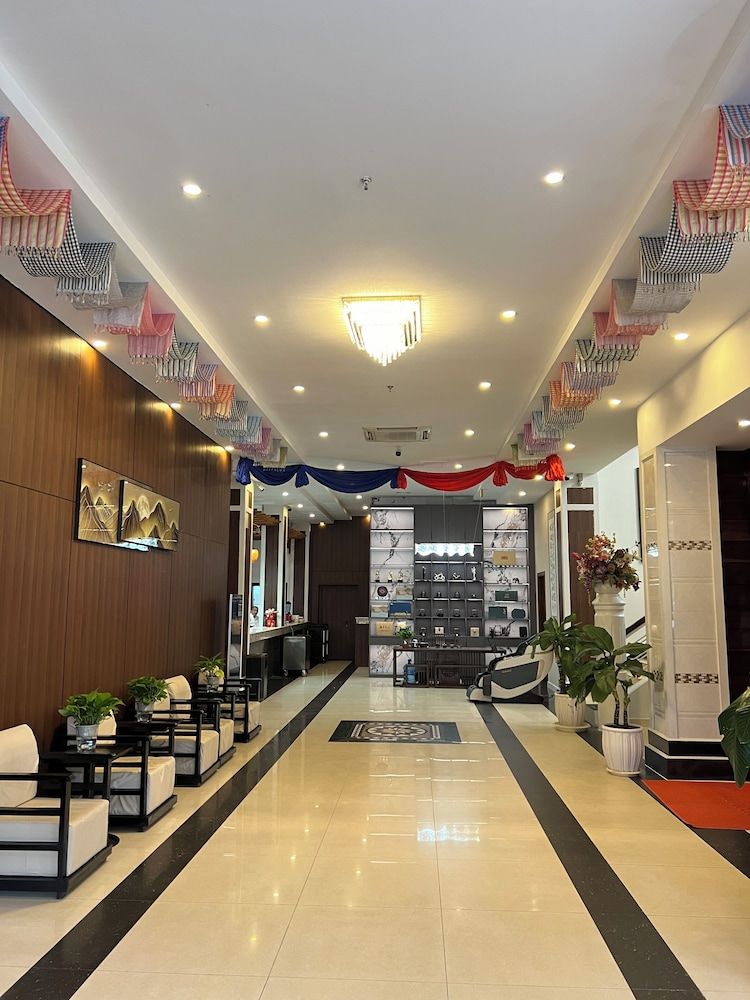 Aristocrat Residence & Hotel 2