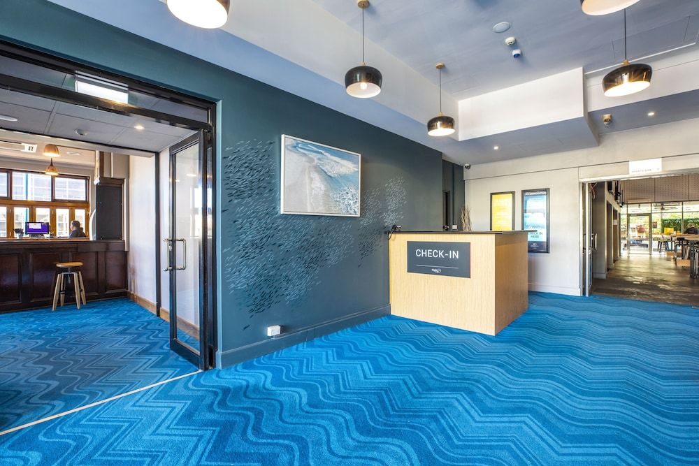 Nightcap at Ocean Beach Hotel 2