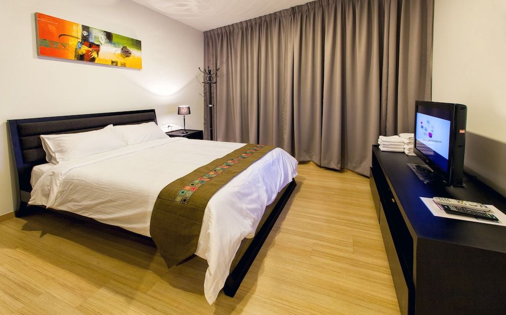 Luxfort 118 Service Suites 1
