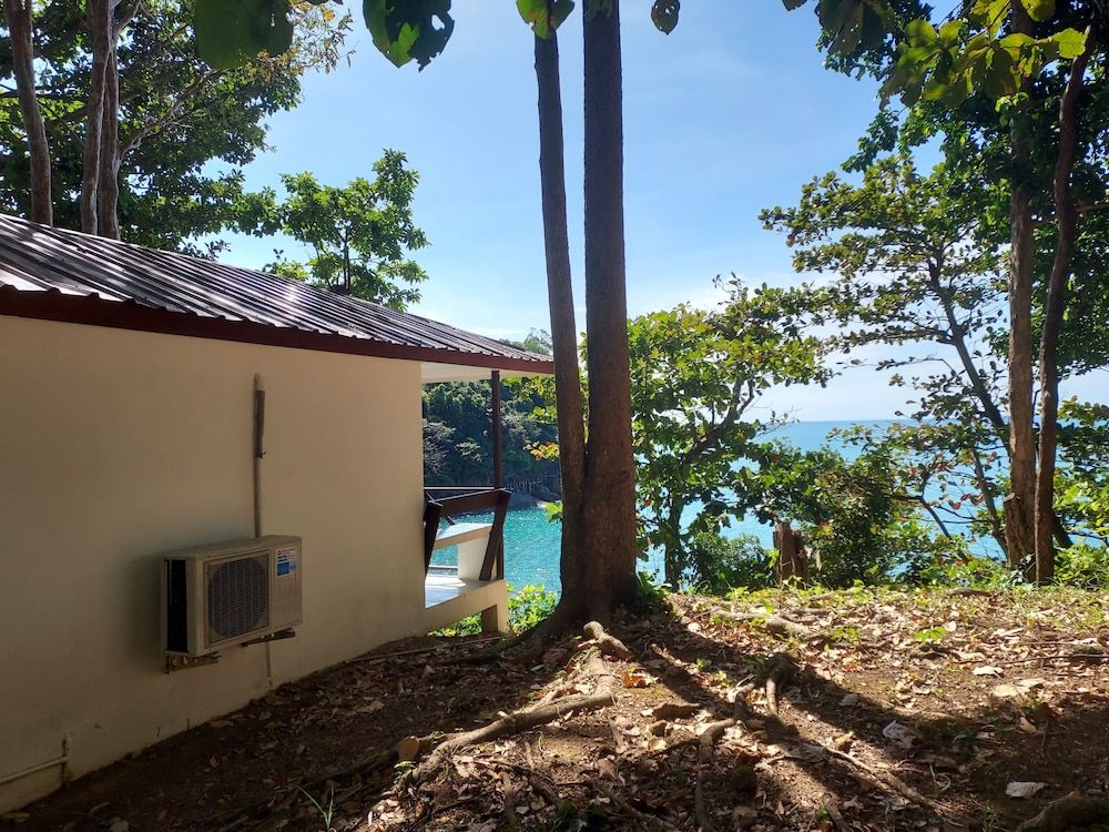 Cliff Cottage Resort 2