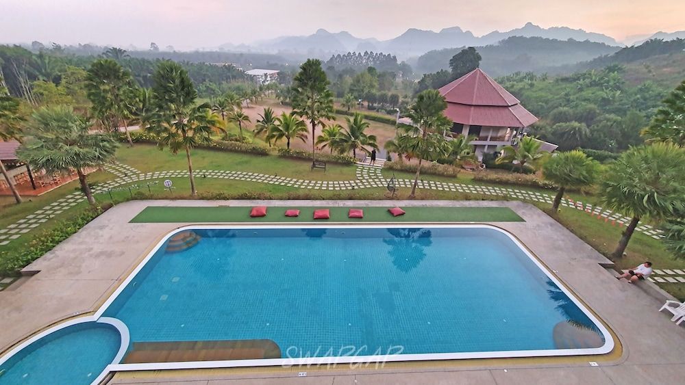 Takhun Mountain View Hotel
