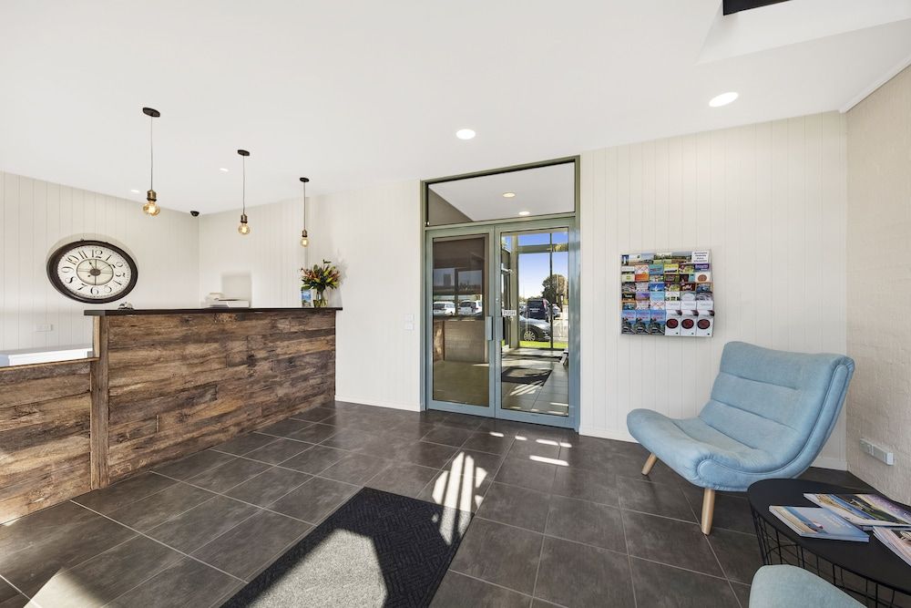 Moonlight Bay Apartments 2