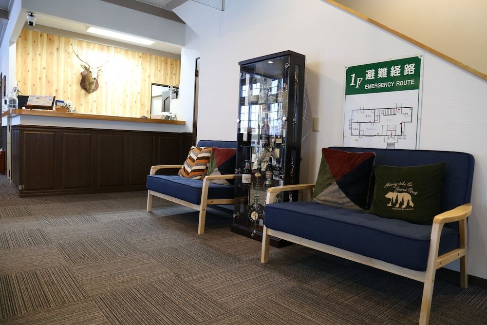 Chalet Burlap Furanui 2