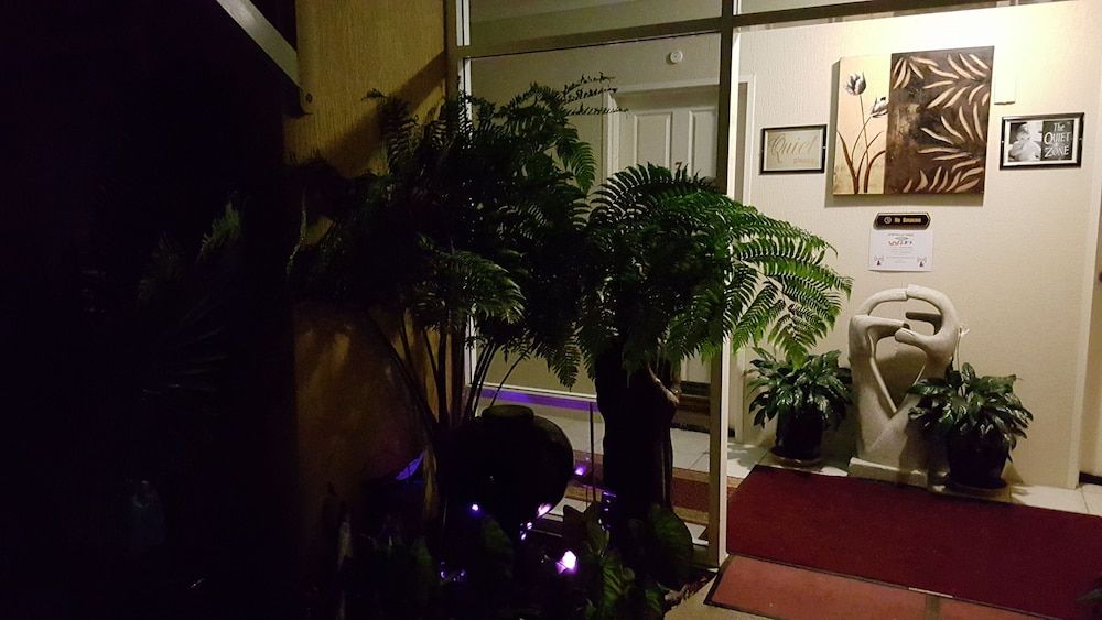 Admiral Nelson Motor Inn 2