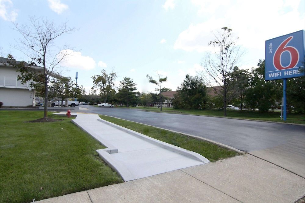 Motel 6 Middleburg Heights, OH - Cleveland 2 estrelas em Cleveland