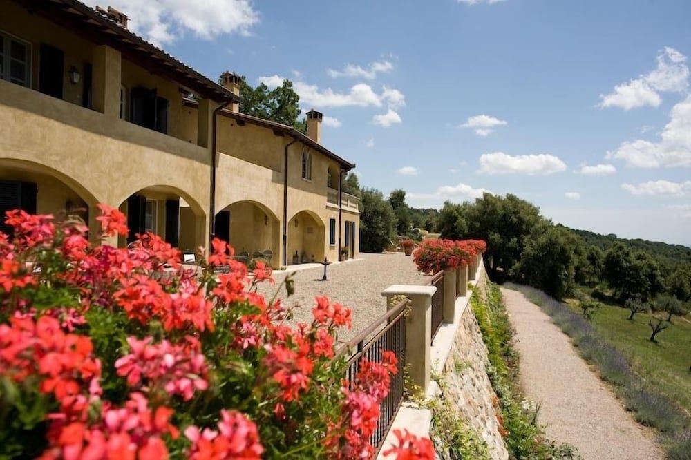 Tenuta il Sassone - Wine & Food