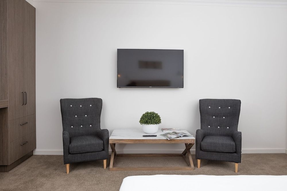 Newington Apartments 3