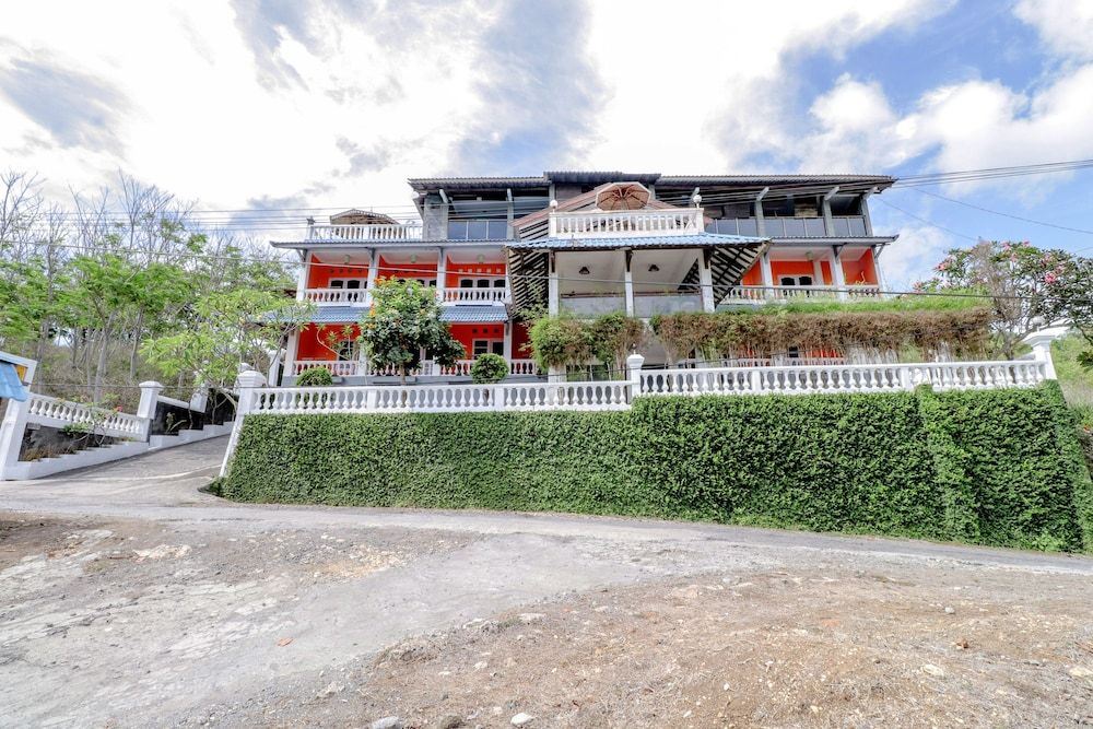 Adinda Beach Hotel and Villa -1 estrellas en Yogyakarta