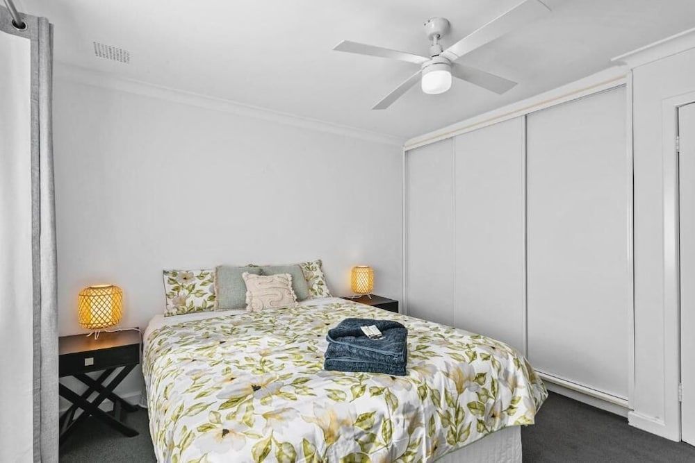 Malibu Apartments 2