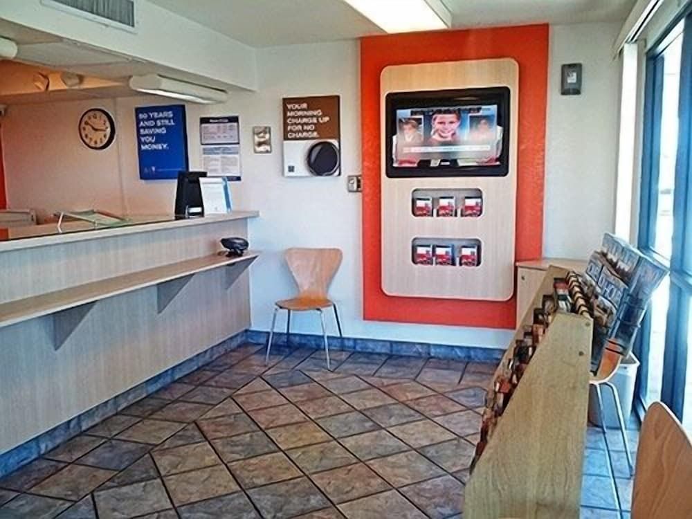 Motel 6 El Paso, TX - East 2