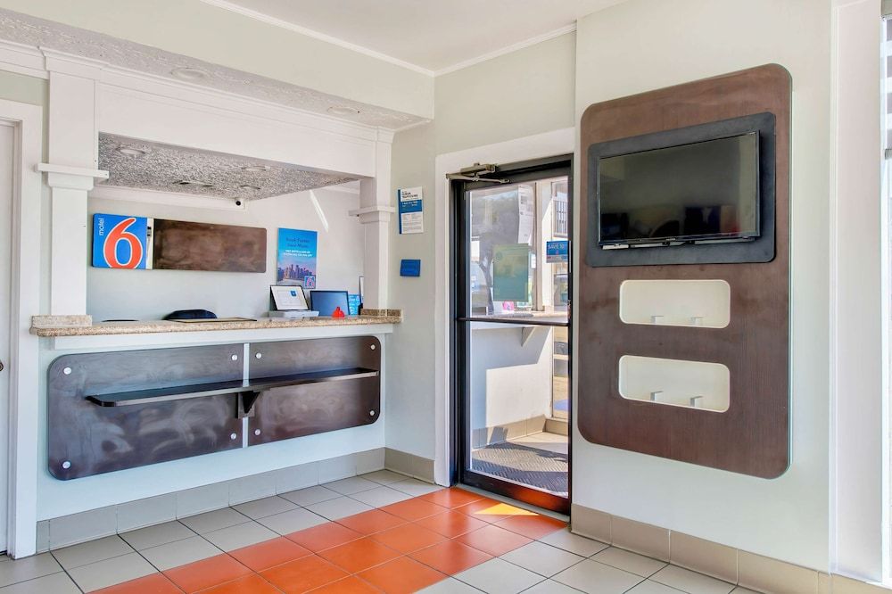 Motel 6 Fort Worth, TX - White Settlement 3