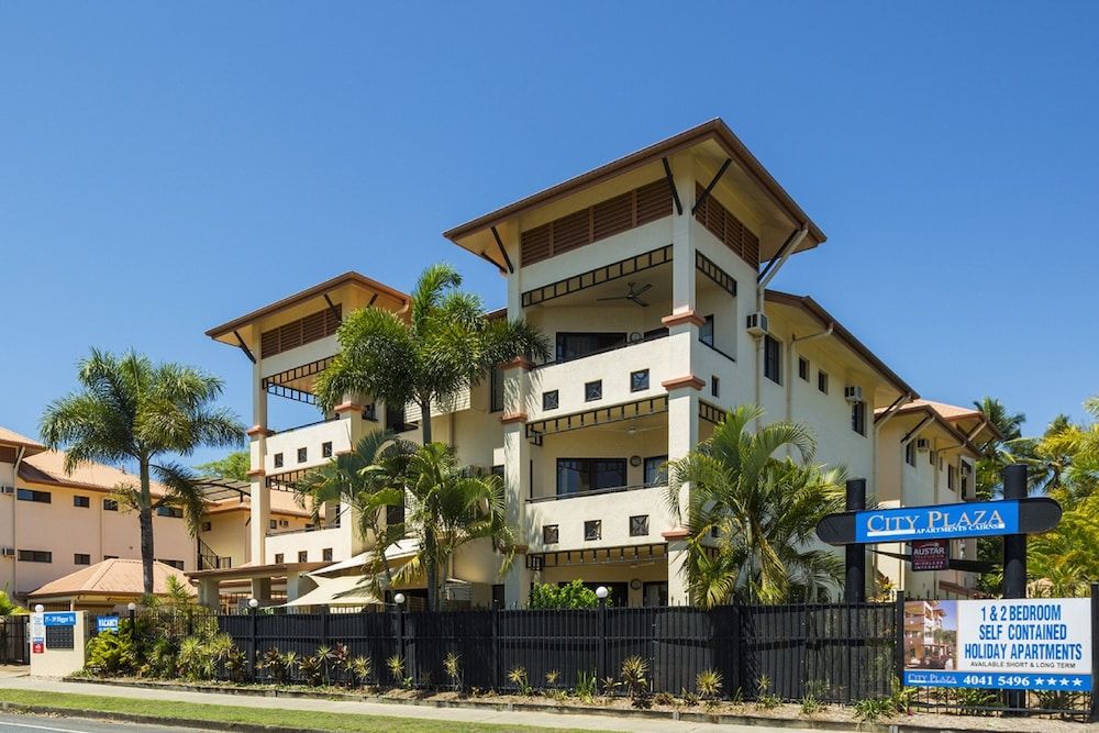 City Plaza Apartments 1